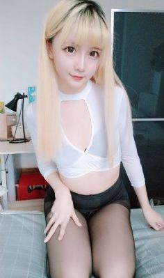 女生光溜溜图片视频素材大全_JVID性感写真