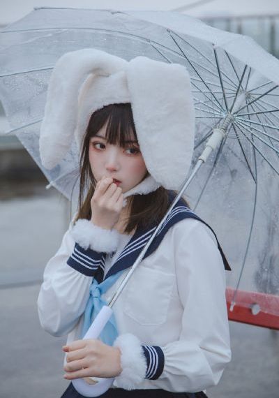小鲍鱼想吃香肠喝牛奶了_剧情片完整在线观看