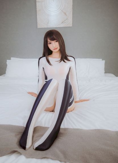 日本三级在丈面前被耍了在线观看_1080完整视频观看