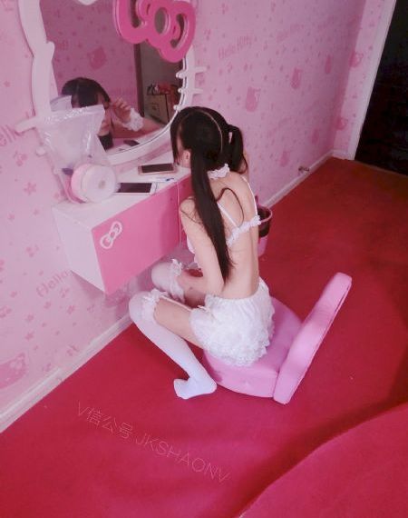 她把香蕉放进屁股里了av电影_暖暖免费观看视频